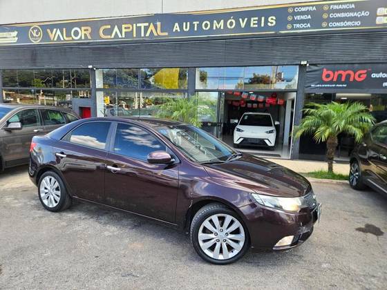 KIA CERATO 1.6 SX3 16V GASOLINA 4P MANUAL KIA CERATO 1.6 SX3 16V GASOLINA 4P MANUAL